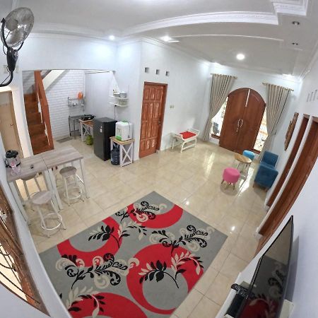 Nitikan Stay Homestay Jogja Jogjakarta Buitenkant foto